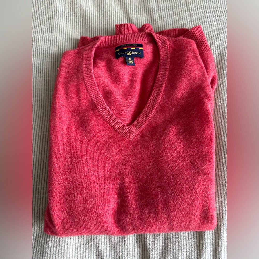 100% cashmere sweater